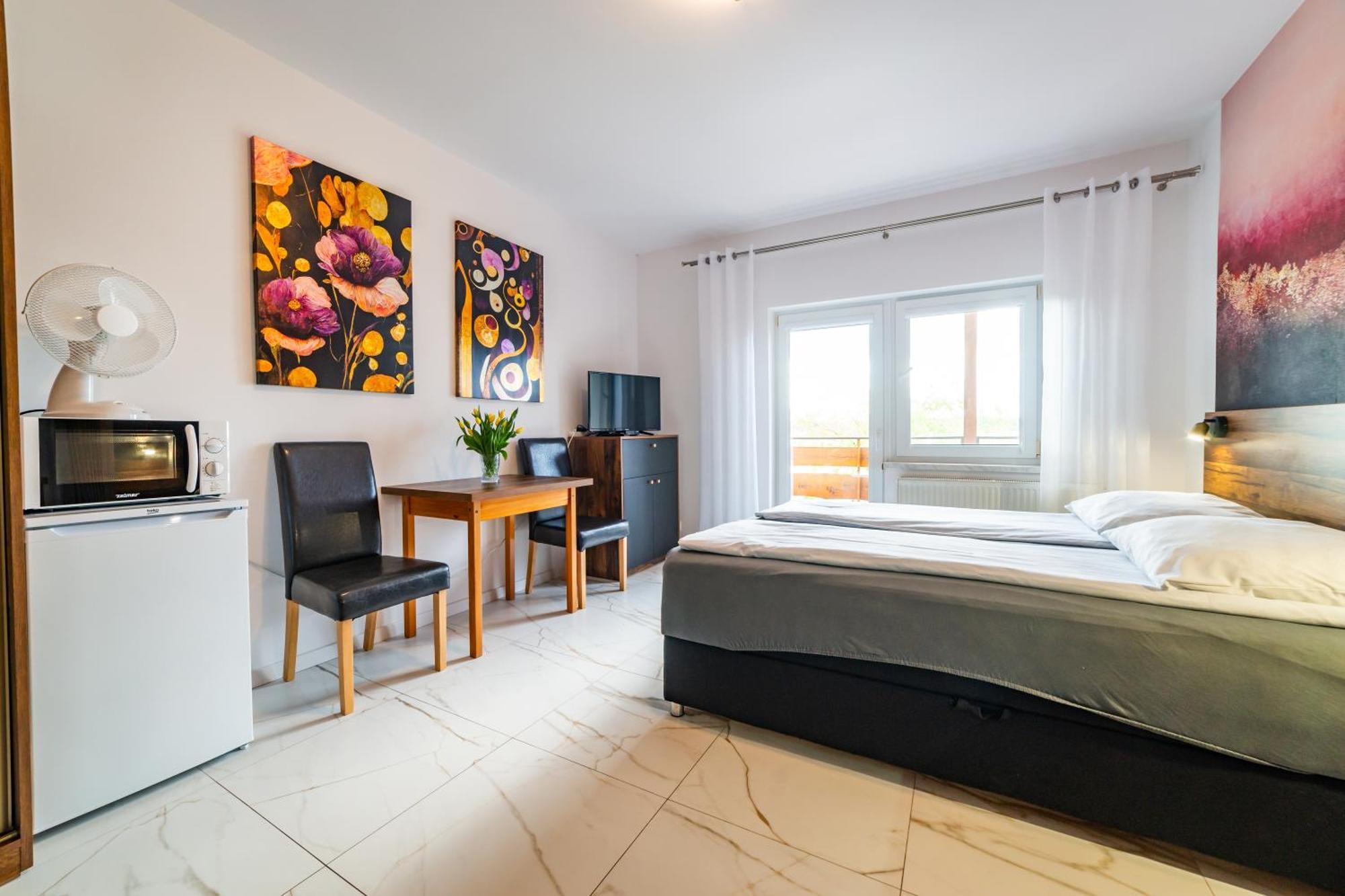 Apartamenty I Pokoje Seeblick Mikołajki 객실 사진